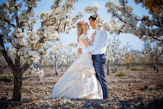 «Женишься в мае — всю жизнь промаешься», или приметы и суеверия о майской свадьбе